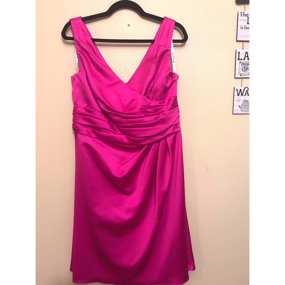 David's Bridal Cocktail Dress Womens 12 Pink Excellent Ruched‎ Satin V-Neck